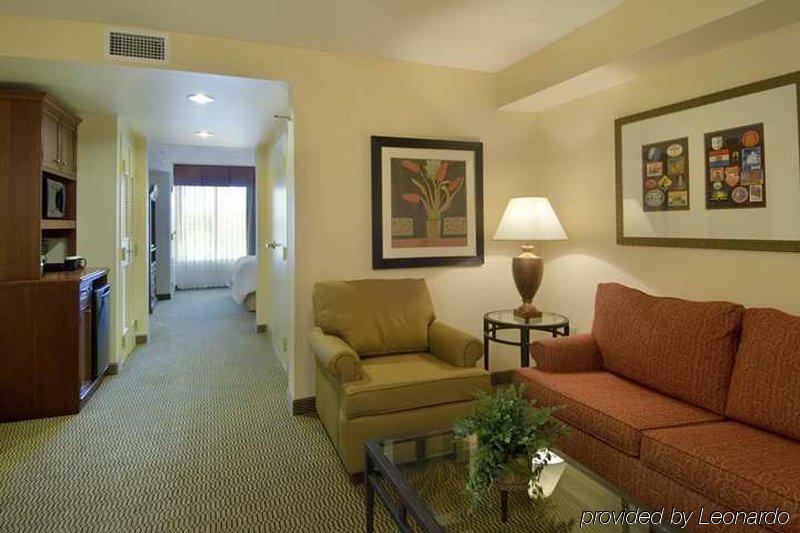 Hilton Garden Inn Indianapolis/Carmel Ruang foto