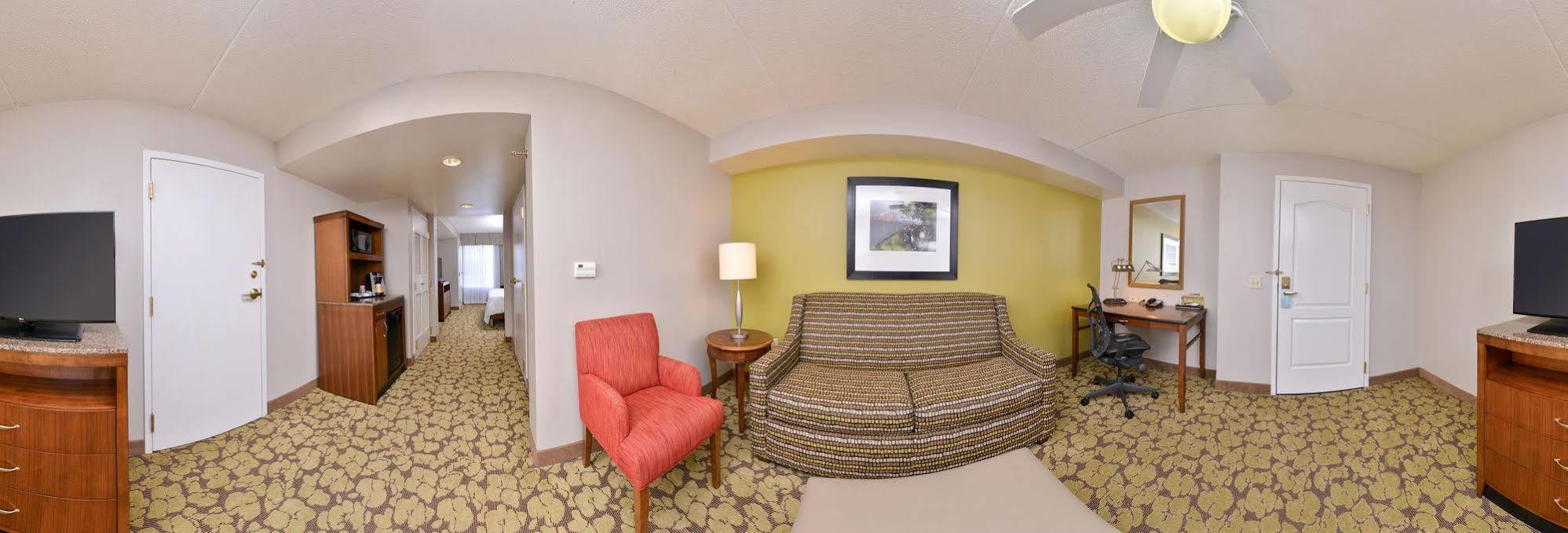 Hilton Garden Inn Indianapolis/Carmel Bagian luar foto